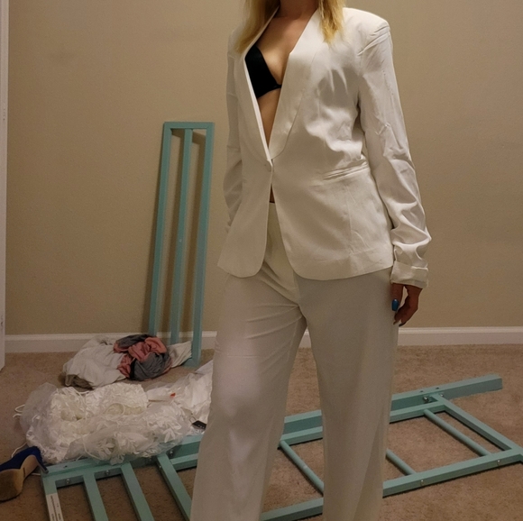 white suit size medium fashion nova worn jacket once but not pants - Picture 5 of 6